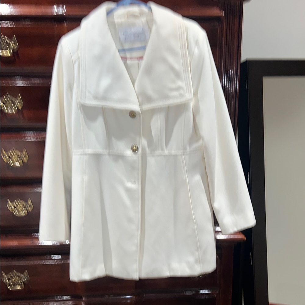Jessica Simpson Cream Trench Coat